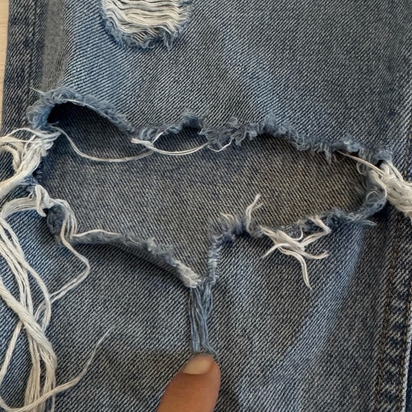 GRLFRND Jeans Karolina High Rise Jean size 27 in a Little More Love Distressed - Picture 12 of 12